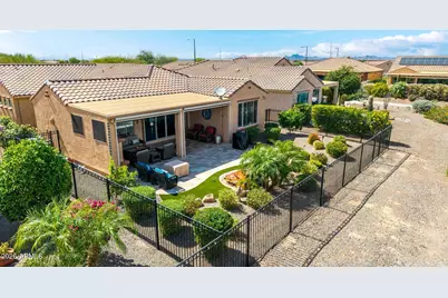 21553 N 263rd Lane, Buckeye, AZ 85396 - Photo 4