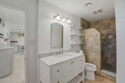 1532 W Loma Lane, Phoenix, AZ 85021 - Photo 12