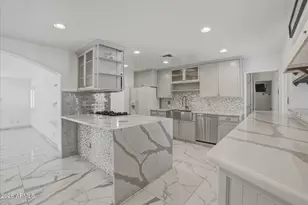 1532 W Loma Ln, Phoenix, AZ 85021 - Photo 4