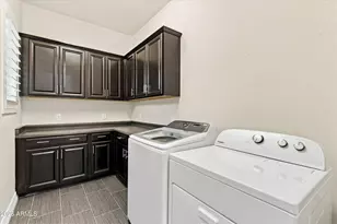 3850 E Carob Dr, Gilbert, AZ 85298 - Photo 34
