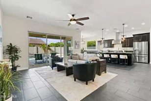 3850 E Carob Dr, Gilbert, AZ 85298 - Photo 8