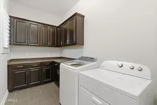 3850 E Carob Dr, Gilbert, AZ 85298 - Photo 28