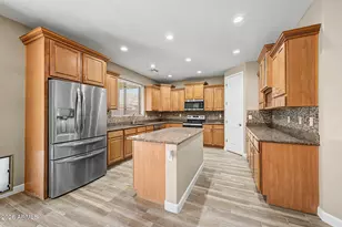 20231 N Valencia Dr, Maricopa, AZ 85138 - Photo 18