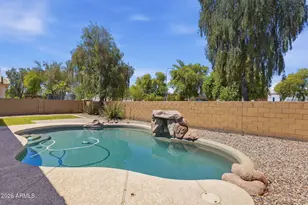 2580 S Dragoon Dr, Chandler, AZ 85286 - Photo 2