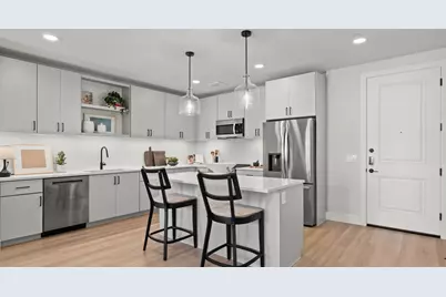 500 E Rivulon Boulevard #B8, Gilbert, AZ 85295 - Photo 1