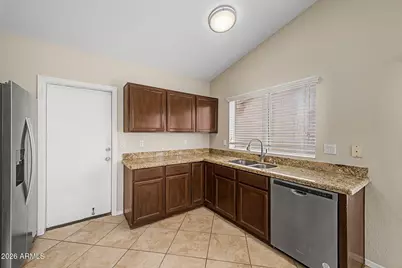 644 E Sheffield Avenue, Chandler, AZ 85225 - Photo 4
