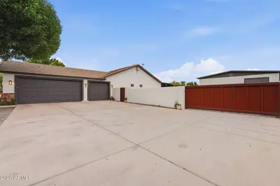1251 E Loveland Lane, San Tan Valley, AZ 85140 - Photo 14