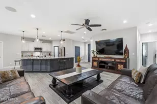 1251 E Loveland Ln, San Tan Valley, AZ 85140 - Photo 22