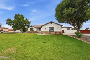 1251 E Loveland Ln, San Tan Valley, AZ 85140 - Photo 12