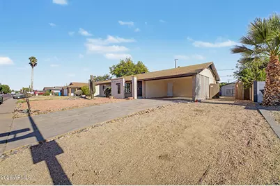 2139 W Eugie Avenue, Phoenix, AZ 85029 - Photo 2