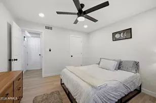2625 E Indian School Rd, Phoenix, AZ 85016 - Photo 10