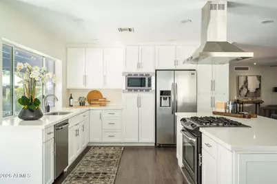 9220 N 28th Place, Phoenix, AZ 85028 - Photo 4