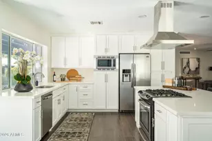 9220 N 28th Pl, Phoenix, AZ 85028 - Photo 4