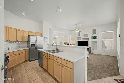 18563 N 116th Drive, Surprise, AZ 85378 - Photo 10