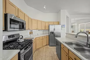 18563 N 116th Dr, Surprise, AZ 85378 - Photo 8