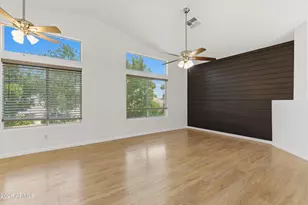 998 W Leah Ln, Gilbert, AZ 85233 - Photo 10