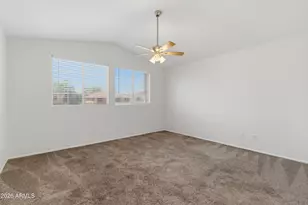 998 W Leah Ln, Gilbert, AZ 85233 - Photo 16