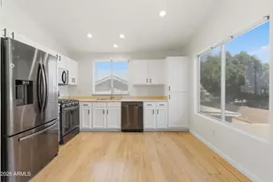 998 W Leah Ln, Gilbert, AZ 85233 - Photo 12