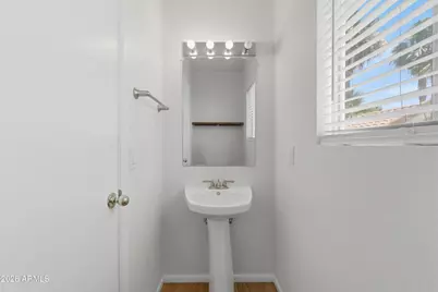 998 W Leah Lane, Gilbert, AZ 85233 - Photo 6