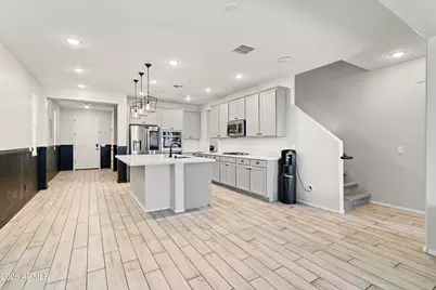 6814 N 88th Lane, Glendale, AZ 85305 - Photo 10