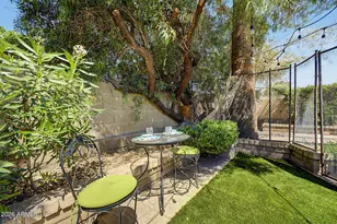 1146 E Magdalena Dr, Tempe, AZ 85283 - Photo 32