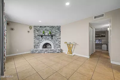 8448 W Turney Avenue, Phoenix, AZ 85037 - Photo 12