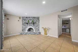 8448 W Turney Ave, Phoenix, AZ 85037 - Photo 12