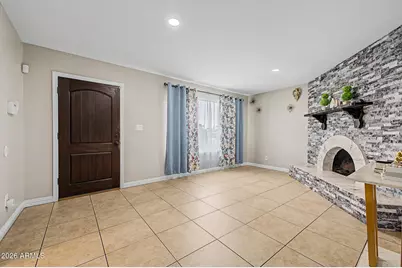 8448 W Turney Avenue, Phoenix, AZ 85037 - Photo 10