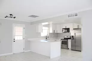 3932 W Griswold Rd, Phoenix, AZ 85051 - Photo 4