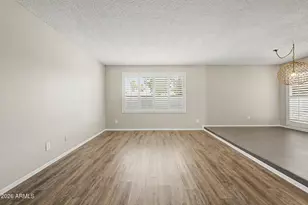 11025 N 41st Pl, Phoenix, AZ 85028 - Photo 2