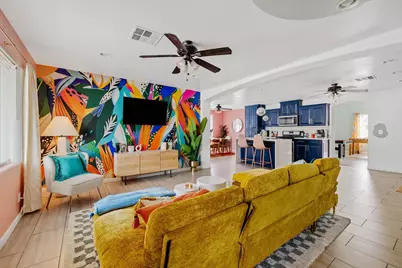 1101 E Ruth Avenue, Phoenix, AZ 85020 - Photo 2