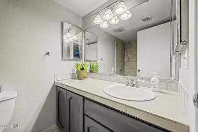 3301 E Earll Drive #120, Phoenix, AZ 85018 - Photo 16