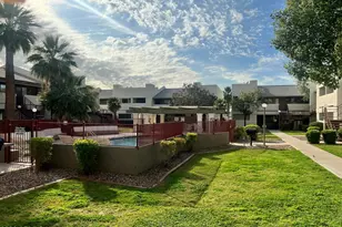3301 E Earll Dr, Phoenix, AZ 85018 - Photo 22