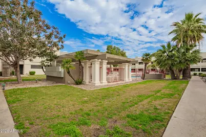 3301 E Earll Drive #120, Phoenix, AZ 85018 - Photo 4