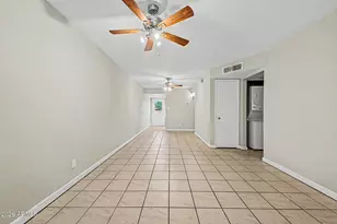 3301 E Earll Dr, Phoenix, AZ 85018 - Photo 4