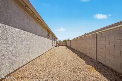 37942 W Santa Barbara Avenue, Maricopa, AZ 85138 - Photo 32