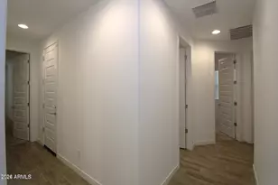 1649 W la Mirada Dr, Phoenix, AZ 85041 - Photo 24
