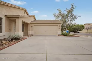 6929 S 11th Dr, Phoenix, AZ 85041 - Photo 8