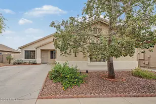 6929 S 11th Dr, Phoenix, AZ 85041 - Photo 2