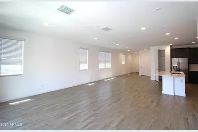1649 W La Mirada Drive, Phoenix, AZ 85041 - Photo 14