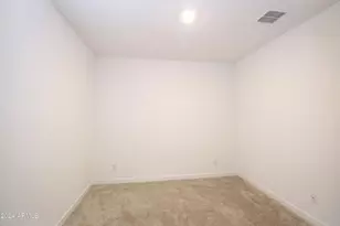 1649 W la Mirada Dr, Phoenix, AZ 85041 - Photo 32