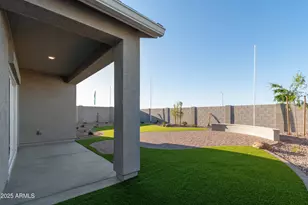 16205 N Catanzaro Dr, Maricopa, AZ 85138 - Photo 22