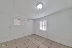 909 S 35th Ave, Phoenix, AZ 85009 - Photo 20