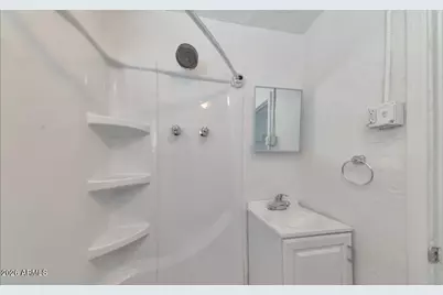 909 S 35th Avenue, Phoenix, AZ 85009 - Photo 14
