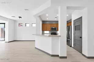 40902 N Noble Hawk Way, Anthem, AZ 85086 - Photo 10