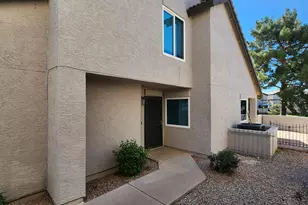 405 S Seawynds Blvd, Gilbert, AZ 85233 - Photo 2
