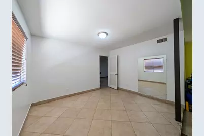 3848 W North Lane, Phoenix, AZ 85051 - Photo 32