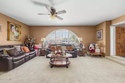 8530 N 45th Drive, Glendale, AZ 85302 - Photo 6