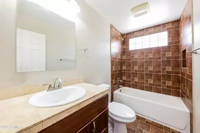 11610 N 58th Avenue, Glendale, AZ 85304 - Photo 12