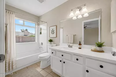 10237 W Windsor Boulevard, Glendale, AZ 85307 - Photo 10
